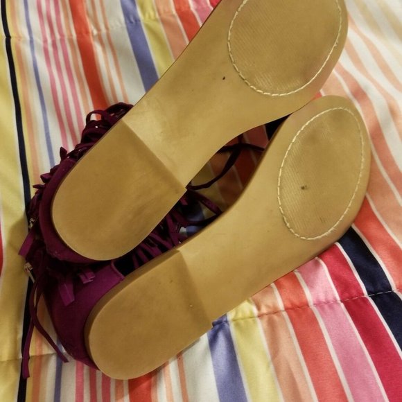 Steve Madden Suede Fringe Flat Lace Up Sandals - Picture 6 of 6